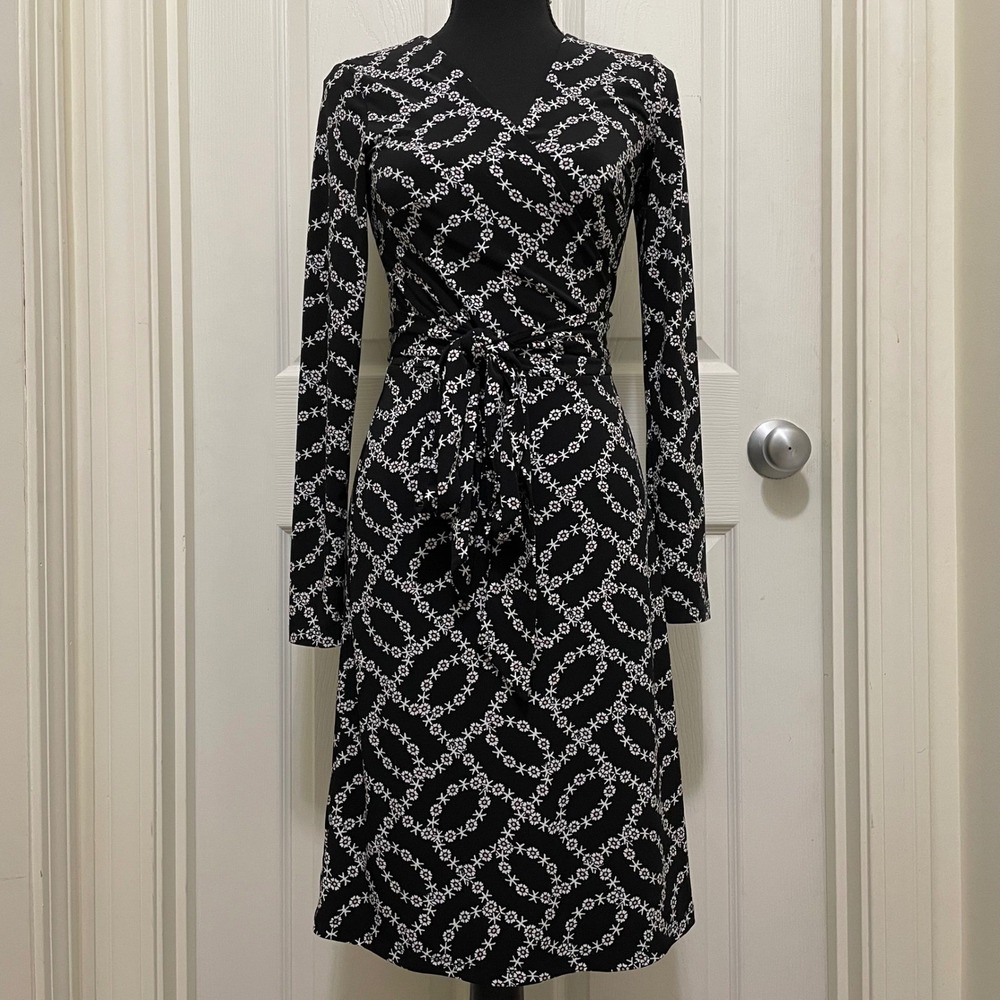 LOFT Midi‎ Wrap Dress Long Sleeve Floral Daisy Chain Print Black White XXS